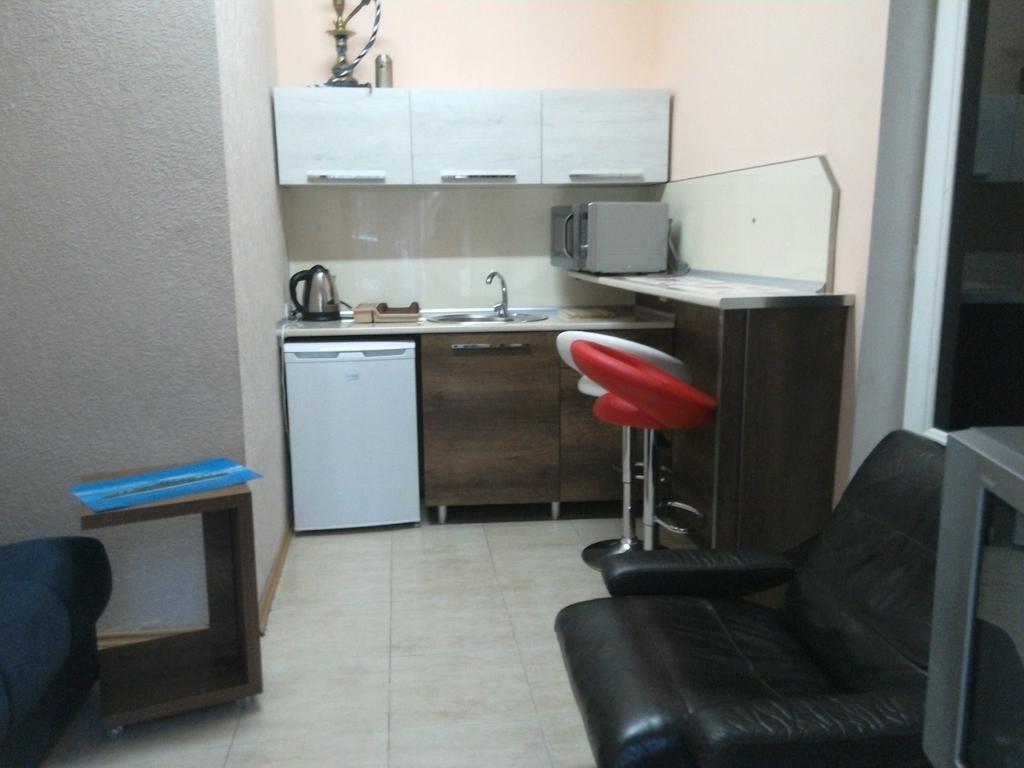 טביליסי Meidani Guest House חדר תמונה